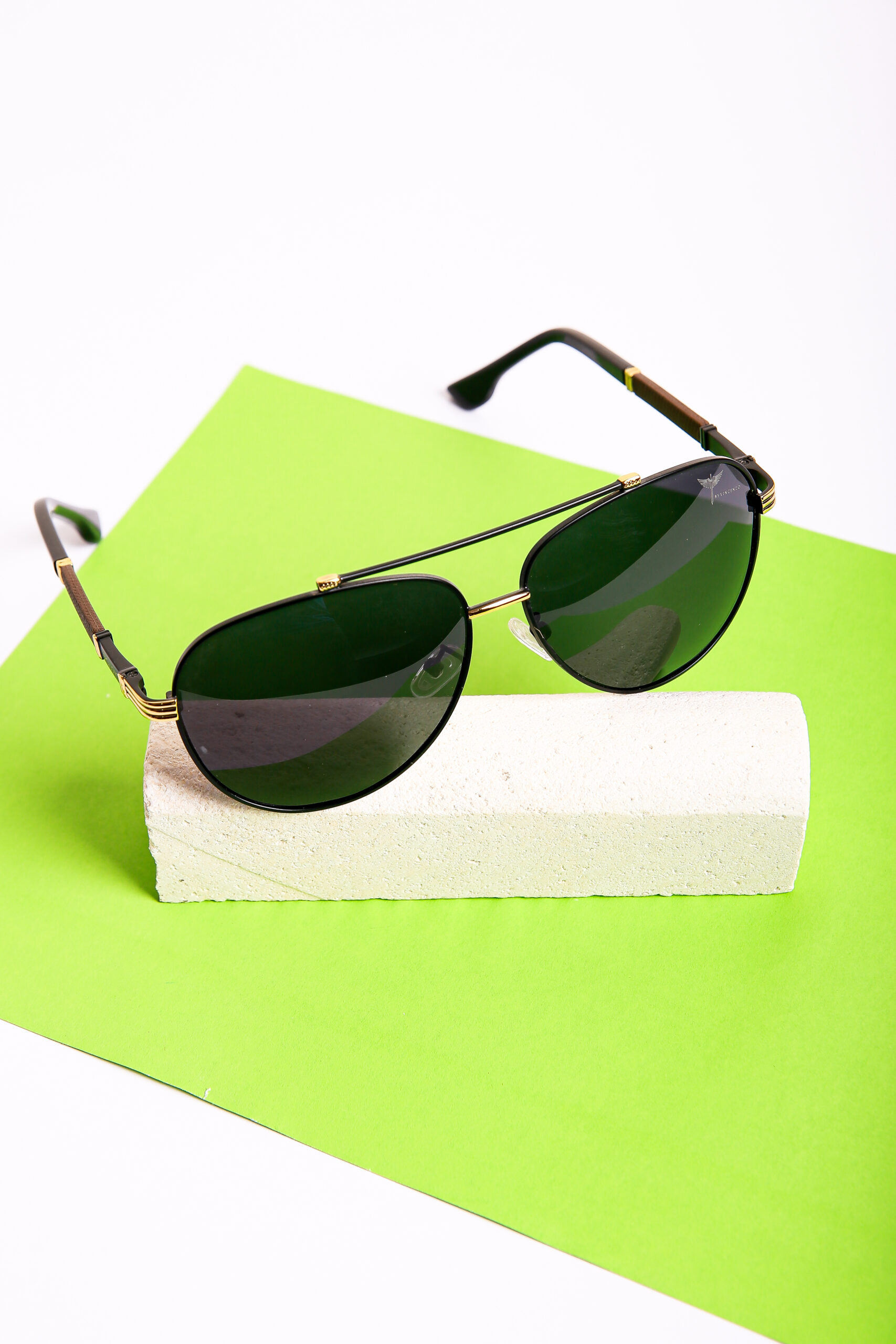 Aviator sunglass With design temples - Image 2